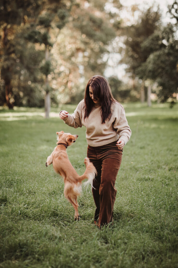 Roberta e Daphne in un'esercitazione di Dog Dance